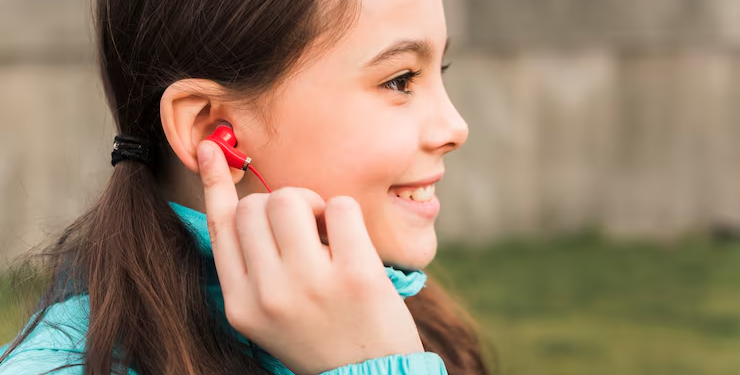 ¿El uso de audífonos Bluetooth puede afectar su cuerpo? Investigadores responden - Foto: Freepik