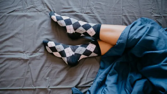 ¿Qué significa dormir con calcetines? - Foto: BBC