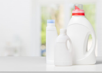 ¿Caduca el detergente para la ropa? Lo que debe saber antes de lavar su próxima carga - Foto: Freepik.