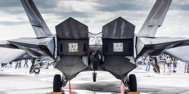 Estados Unidos despliega su mayor poder aéreo. Imagen: Pixabay