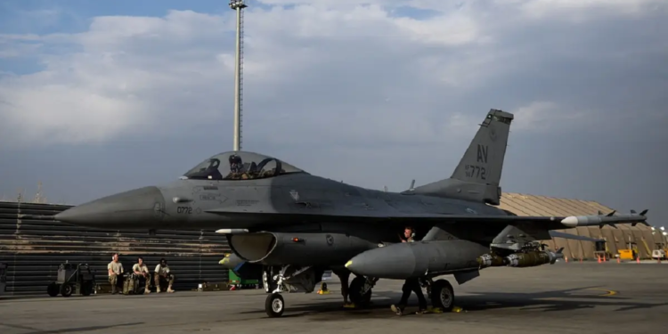 EE.UU. listo para un posible ataque contra Irán mientras Trump mantiene el suspenso. Imagen: atalayar.com