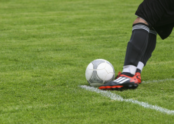 Sueldos del plantel de Colo-Colo para 2026: estas son las millonarias cifras que recibirá cada jugador. Imagen: Pexels