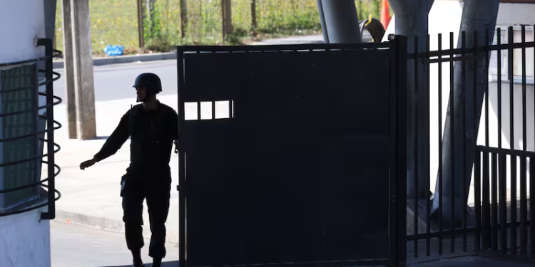 Estado de Chile deberá pagar $30 millones a joven que estuvo 72 horas preso por error - Foto: La Tercera