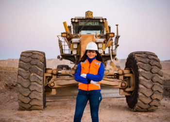 12.239 mujeres fueron contratadas y Chile lidera ranking mundial en igualdad de género - Foto: CCM Eleva