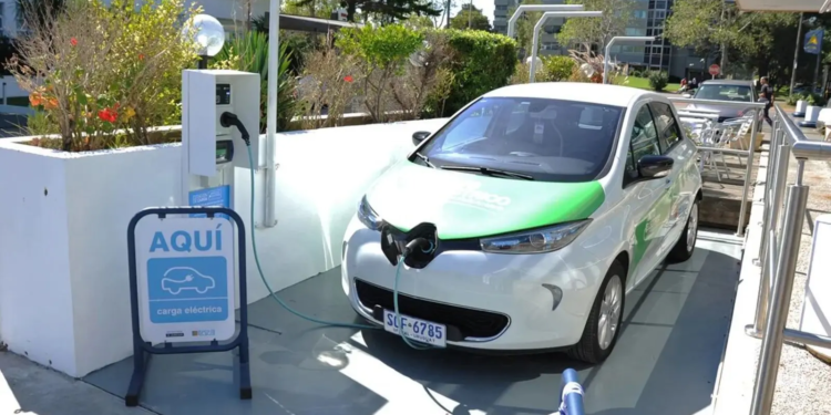 Información importante para todos los que tienen o piensan tener un auto eléctrico en Chile - Foto: Mobilty Portal