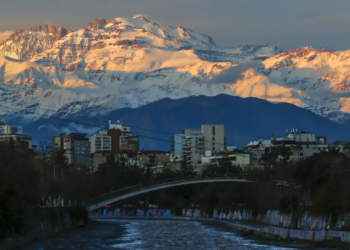 Horario de invierno comienza en abril y solo dos regiones de Chile no se verán afectadas - Foto: Redgol
