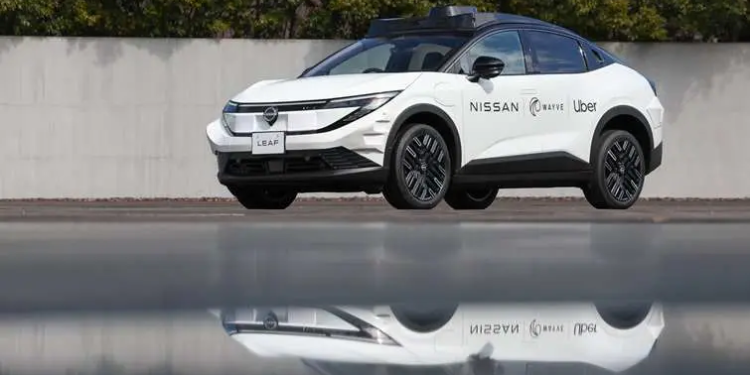 Uber anuncia la implementación de robotaxis en este país aún en 2026 - Foto: Qore
