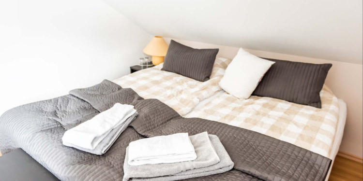 Haz este simple método antes de dormir y mejora la calidad de tu sueño de inmediato - Foto: Eleconomista.es
