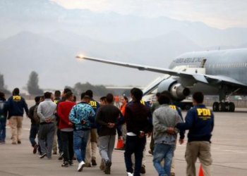 Tras la elección del nuevo gobierno, 37.000 personas podrían abandonar Chile de una sola vez - Foto: Usach