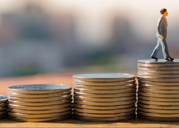 Ajuste al salario mínimo es aprobado y trabajadores recibirán cerca de $560.000 en este país - Foto: La Izquierda Diario
