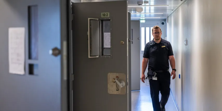 Nueva ley ya está en vigor y menores desde los 13 años ya pueden ser detenidos en este país - Foto: Ecotvpanama