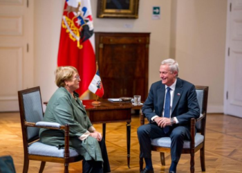 Tras anunciar aumento en la gasolina, el presidente Kast da marcha atrás en una decisión que había tomado - Foto: Radio Universidad de Chile