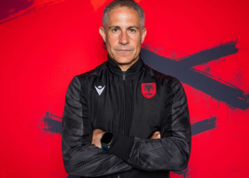 Tras la derrota, Brasil no tendrá ningún entrenador en el Mundial 2026 - Foto: TheScore.com