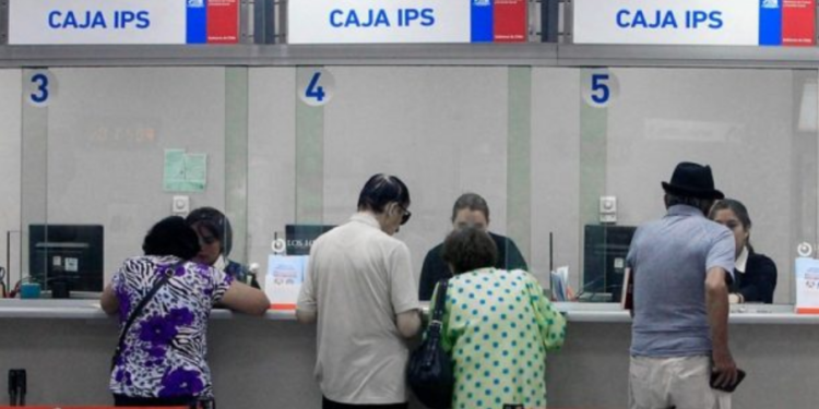 Gobierno confirma un subsidio para pensionados de Chile que se encuentren en estas tres categorías - Foto: BBCL