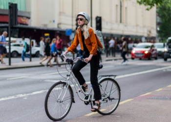 Especialista indica los peligros de usar la bicicleta para desplazarse diariamente en Chile - Foto: Pinterest