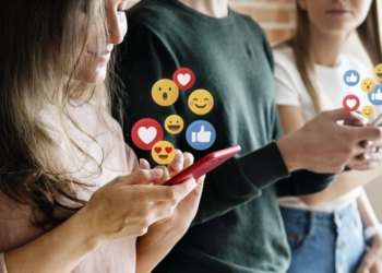 Ley está en vigor y jóvenes de hasta 14 años ya no pueden acceder a Instagram, TikTok y YouTube en este país - Foto: Educacion 3.0