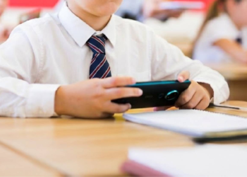Alerta general para todos los jóvenes y padres que tienen celular en Chile - Foto: Gobierno de Chile