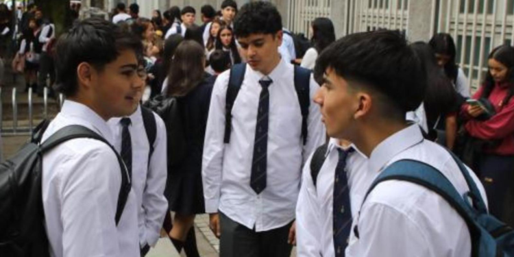 Gobierno confirma pago de $10.000 en Chile y solo basta llevar a un niño a este lugar para recibirlo - Foto: Canal 13