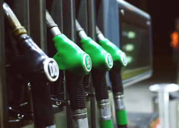 Gobierno anticipa un nuevo aumento en la gasolina y los chilenos ya saben cuándo ocurrirá - Foto: Freepik