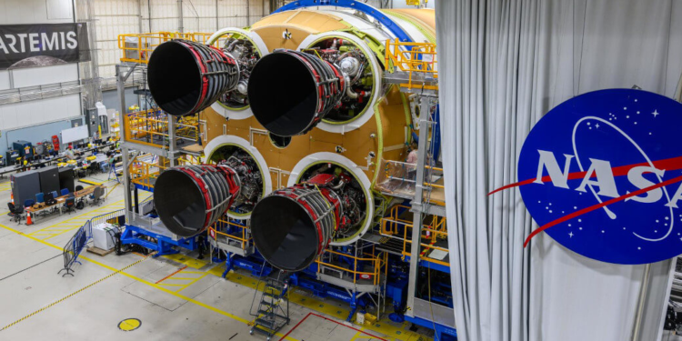Con precios históricos del combustible en Chile, ¿cuánto gastó la NASA para enviar un cohete a la Luna? - Foto: Actualidad Aeroespacial