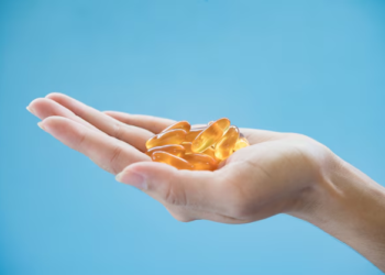 Quienes sufren del colon podrían beneficiarse de una dosis ajustada de vitamina D - Foto: Freepik