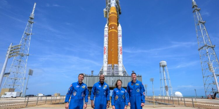 Misión que llevó astronautas a la Luna volverá tras 50 años terrestres - Foto: BBCL