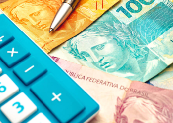 Mientras que el salario mínimo en Chile es de $539.000, en Brasil la cantidad es impresionante - Foto: Wise