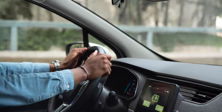 Nueva función de frenado automático en los automóviles entrará en vigencia a partir de julio - foto: Freepik