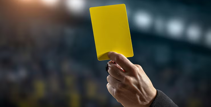La FIFA quiere cambiarlo todo de cara al Mundial de 2026 y está considerando "eliminar" la tarjeta amarilla - Foto: Freepik