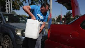 Con el aumento confirmado, Chile tiene la gasolina más cara entre Estados Unidos, Alemania, Japón, Reino Unido, Francia y Canadá - Foto: France24