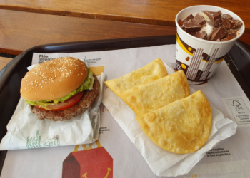 McDonald's incluye un plato típico chileno en su menú y la novedad ya está en los locales de este país - Foto: Wikipedia