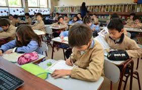 Alerta general en Chile para todos los padres con alumnos matriculados en escuelas del país - Foto: Agencia Fides