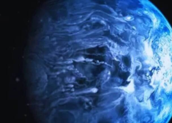 Astrónomos descubren un planeta más grande que la Tierra que solo tiene océanos infinitos y olas gigantes - Foto: El Cronista