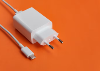 Chile confirma cambio que afecta a todos los que usan teléfonos celulares en el país - Foto: Magnific