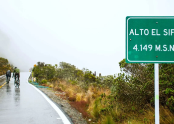 La subida asfaltada más larga del mundo está en Sudamérica y desafía a conductores inexpertos con más de 4.770 metros de altura - Foto: BikeMagazine