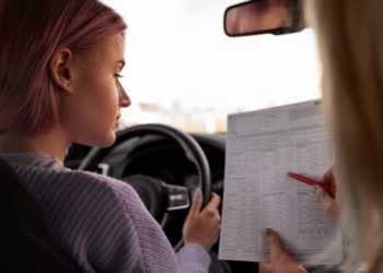 Alerta general en Chile para todos los que quieren sacar la licencia de conducir - Foto: Freepik