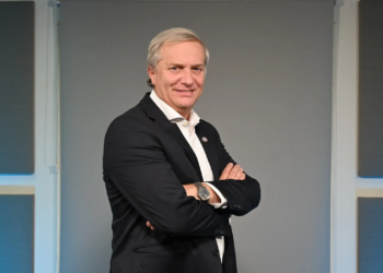 Mientras los chilenos creen que el desempleo está muy mal en Chile, la popularidad de José Antonio Kast va de mal en peor - Foto: El Libero