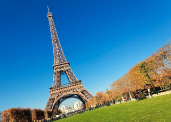 Fragmento de la Torre Eiffel fue vendido en una subasta por cerca de US$ 460 mil - Foto: Freepik