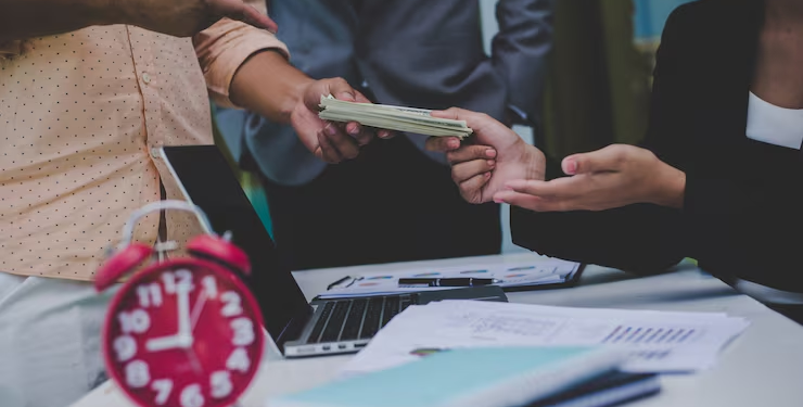¿Cuándo podría aprobarse el nuevo salario mínimo en Chile? - Foto: Freepik