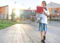 Gobierno confirma un beneficio en Chile para jóvenes de hasta 24 años que estén matriculados en instituciones educativas del país - Foto: Freepik