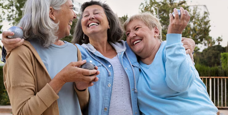 Gobierno confirma un beneficio para los adultos mayores en Chile - Foto: Magnific