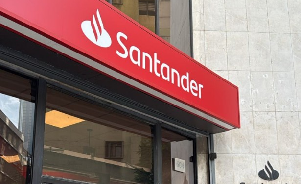 Alerta general en Chile para todos los clientes con cuenta en Santander - Foto: 24horas